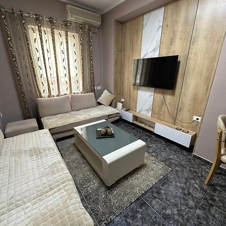 Midtown Cozy Apartment Тирана Екстер'єр фото